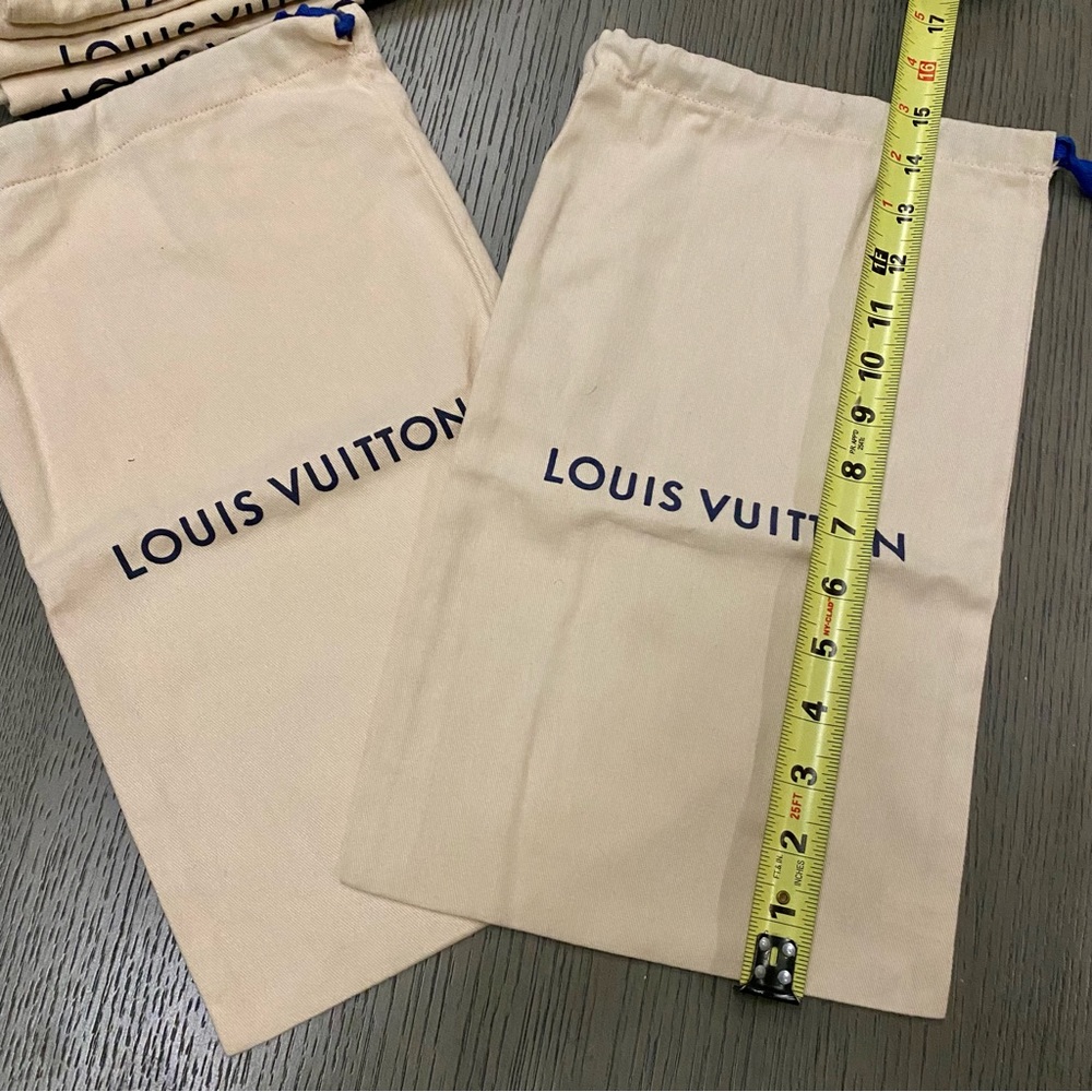 Louis Vuitton Dust Bags - Picture 4 of 5